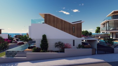 Living on the water edge 
